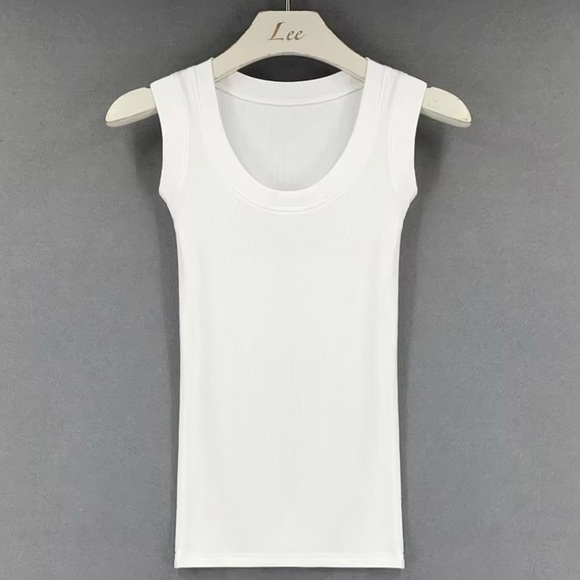 Scoop Neck Sleeveless Tank with Ribbed Texture - Picture 1 of 1